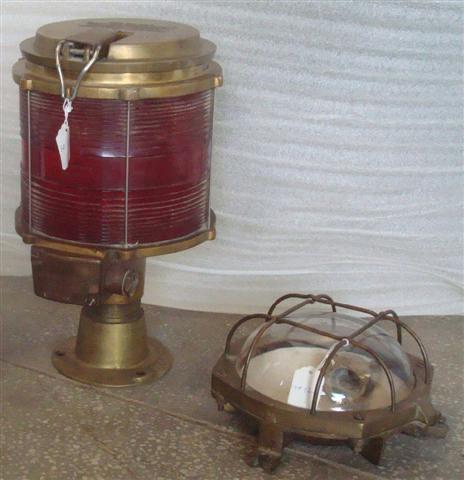 מנורות עתיקות מנחושת - גלריה הימלאיה - ריהוט עתיק