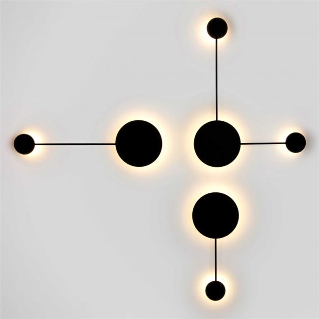 מנורת קיר דגם כפיות - ברק תאורה
