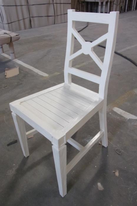 כיסא עץ מלא מהגוני שמנת - Treemium - חלומות בעץ מלא