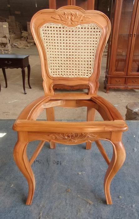 כסא עץ מלא 1633 - Treemium - חלומות בעץ מלא