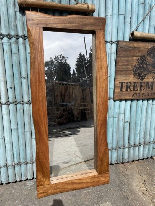 מראה עץ מלא גזע פרוס - Treemium - חלומות בעץ מלא