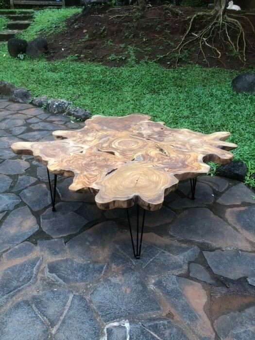 שולחן סלון פלחי טיק רגל סיכה ברזל שחור - Treemium - חלומות בעץ מלא