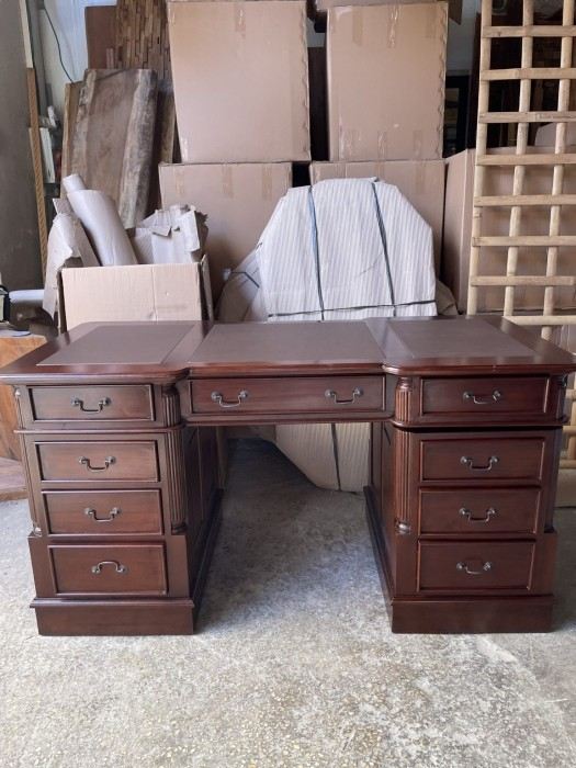 שולחן עבודה עץ מלא מהגוני - Treemium - חלומות בעץ מלא