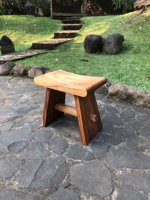 שרפרף גזע דגם sate - Treemium - חלומות בעץ מלא