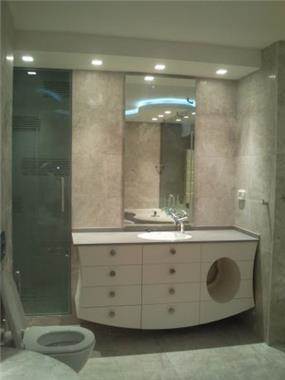 חדר אמבטיה בעיצוב אוסאמה מסארווה