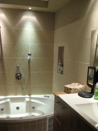 חדר אמבטיה מעוצב , ג'קוזי-אדר' שגית גולדשמידט
