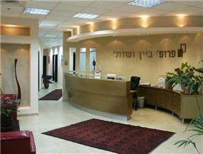 חלל מעוצב במשרד עורכי דין בחיפה בתכנון יעל דיילס בכר