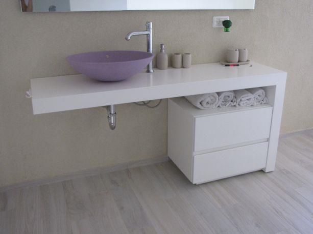 ארון אמבטיה שלייף לק לבן - לול עיצובים