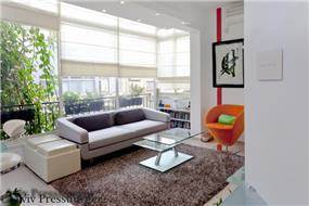 סלון בעיצוב מודרני צבעוני, Gilad Interior Design