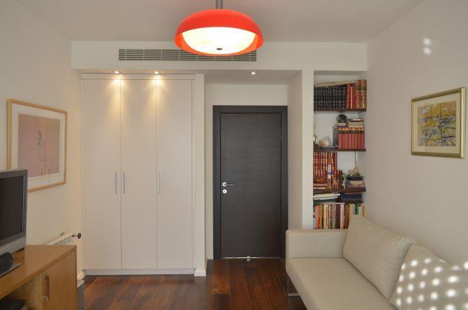 מבט אל חדר עבודה/אורחים, Gilad Interior Design