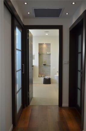 מבט אל חדר הרחצה, Gilad Interior Design