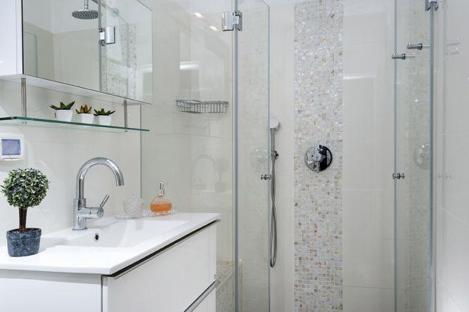 חדר אמבטיה בעיצובה של ליאת הראל