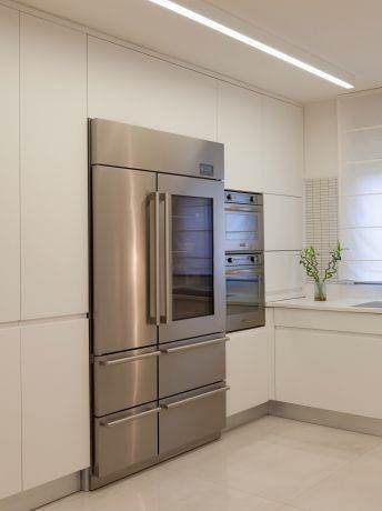 מטבח לבן, סטודיו ארוקוקו - ARococo Interior Design