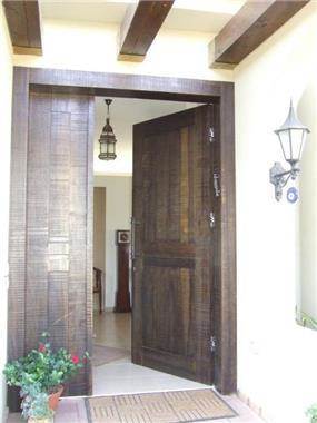 דלת כניסה, בית פרטי, נורדיה - כנרת ספיר - אדריכלות ועיצוב פנים