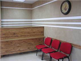 חדר המתנה במרפאת שיניים