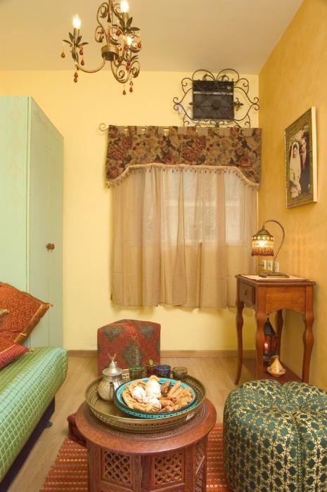 חדר אורחים בסגנון מרוקני