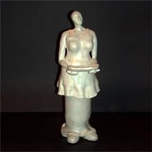 פסל נשים בלבן 3