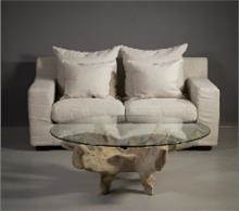 שולחן עגול לסלון מבית וסטו VASTU - גלריית רהיטים מעץ מלא 
