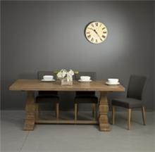 שולחן אוכל מרשים מבית וסטו VASTU - גלריית רהיטים מעץ מלא 