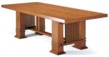 שולחן עם רגליים מעוצבות מבית נטורה רהיטי יוקרה