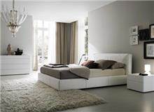 מיטה זוגית לבנה מבית זהבי גלרייה לעיצוב