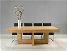 פינת אוכל מרובעת