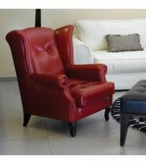 כורסא אדומה מבית מטאליקה - רהיטי יוקרה