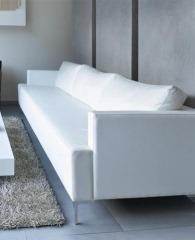 ספה לבנה לסלון מבית מטאליקה - רהיטי יוקרה