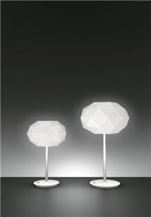 מנורת שולחן מודרנית