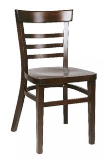 כסא עץ מעוצב