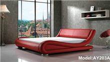 מיטה אדומה לחדר הורים
