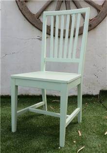 כיסא ירוק בהיר