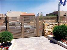 שערי חניה מעוצבים