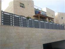 גדרות מעוצבות לחזית הבית - טרלידור