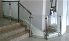 מעקות זכוכית בטיחותיים - טרלידור