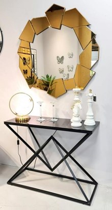מראה דגם מלטה מסגרת זהב מבית רקפת ספיר-רשת חנויות לעיצוב הבית