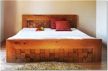 מיטה זוגית מעץ מלא