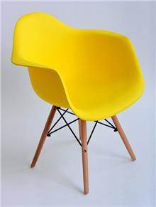 כיסא דגם נועם צהוב
