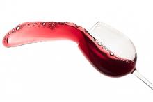 חיפוי זכוכית למטבח יין מבית ArtGlass