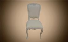 כסא לבן מבית Treemium - חלומות בעץ מלא