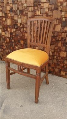 כסא עץ מלא ייחודי
