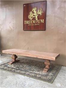 שולחן סלון ייחודי מבית Treemium - חלומות בעץ מלא