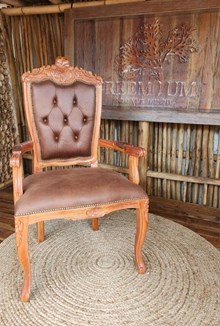 כיסא מפואר עץ מלא מהגוני